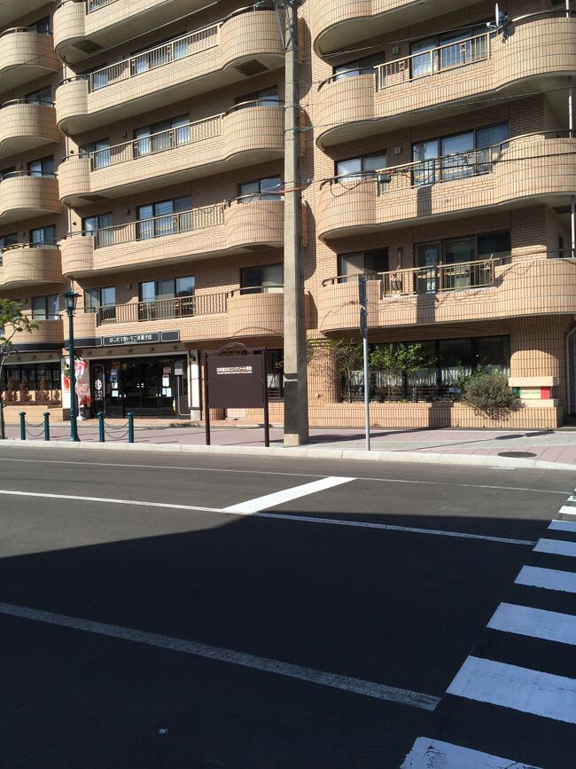 散策中、<br />「日本最古のコンクリート電柱」を見つけました。