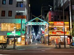 ホテルはこの芝神明商店街の中にある