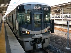 ３日目は朝から和歌山から和歌山線で橋本へ
こんな近代的な車両が走っていました