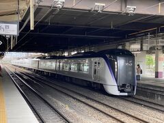 甲府からはかいじ号に乗り換えました。