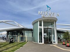 13時過ぎに終わって、コーラス仲間と3人でランチです。

車を駐車している「MIKAYLA」にて。