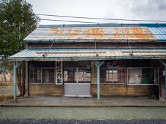 おのっぷない駅。

ここ、車で行ってじっくり見たかったとこ。
渋いよねー　中どうなってるんだろな