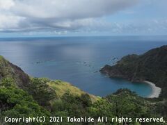 初寝浦展望台

眼下に見える初音浦の海岸までは夜明道路から歩いて行くこともできます。