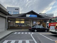 新松田駅に着きました。16時半です。今日のトータル歩行時間は7時間。思いの外時間がかかりました。