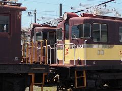 岳南富士岡へやって来ました。ココには、かつて同線で活躍した電気機関車が、留置されています。。
