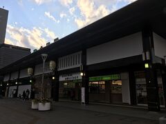 成田駅