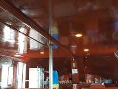 ピピ再び。嵐のあとの荒れた海