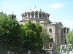 こちら石造りの建物は、ブルガリア正教会の「聖ネデリャ教会」



