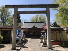 八幡秋田神社にお詣り。
佐竹藩歴代藩主が祀られている神社とのことで、夏瀬温泉のお礼もお伝えしました。