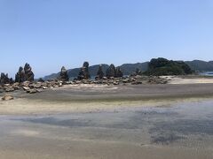 お次は橋杭岩までやって来ました！