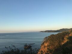 伊勢志摩国立公園浜島
6:43の朝の海です。