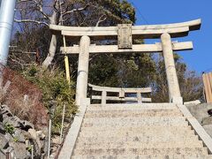 豊玉姫を祀った神社で、男木島の頂上にあります。