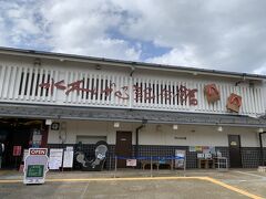 荷物を置いたら水木しげる記念館へと急ぎます
入館受付が16時半まで…