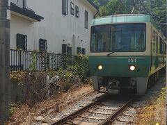 江ノ電が踏切音カンカン