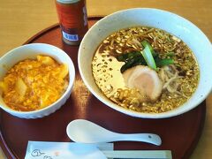 昼食は以前利用したことのある中華食堂へ。松江駅から西へ5分くらい歩いた場所にある。