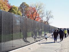 ベトナム戦争戦没者慰霊碑（Vietnam Veterans Memorial)