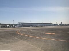 遅れることなく広島空港に到着です。