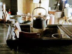 旧吉野家住宅
江戸時代に新町村を開拓して代々名主を務めた吉野家の旧宅。
ってことは先ほどの新町御嶽神社の方ね。