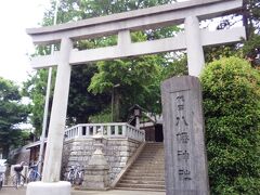 と、ど～んと鳥居が

◆代田八幡神社　大鳥居

