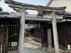 出町柳までバスで行き、幸神社へ。