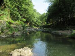 「嵐山渓谷」へ。

紅葉の時は綺麗だろうな。
