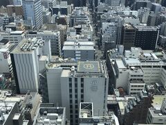 おはようございます。
今日もいい天気

さあ、朝食！！！