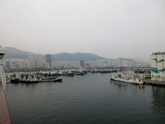 釜山港へ入港