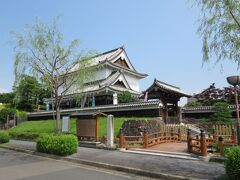 2021.6.24　木　ＡＭ9：41　勝竜寺城公園
京都府長岡京市勝竜寺１７－２　Ｐ＝無料６台あるが周辺住民が勝手に使っている
https://ja.wikipedia.org/wiki/%E5%8B%9D%E7%AB%9C%E5%AF%BA%E5%9F%8E　　ウキペディア