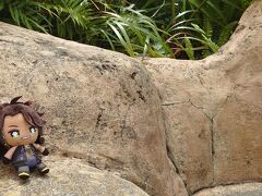 無事荷物も預けられましたし、部屋の鍵も入手出来ましたのでお昼ごはんですwww

イクスピアリのサイゼリヤへ
サイゼリヤとは思えないほどおしゃんな内装でロボまでいました…！！ここは、サイゼリヤ…？(笑)