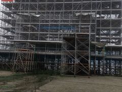 大鳥居の近くまで行きました。