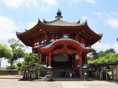 興福寺 南円堂にお参り。
