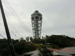 江の島：岩屋を出てシーキャンドル方向が帰り道です。