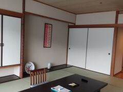 今日の宿「安芸グランドホテル」です。
GOTOなので、チェックイン時にクーポンいただきました。