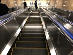 大井町でりんかい線に乗り換えます。この乗り換えは初めて