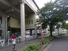  森下駅に到着。清水駅、尼ケ坂駅、森下駅の３駅は瀬戸線が高架化された際に同時にできているので、どれも似たようなつくりです。