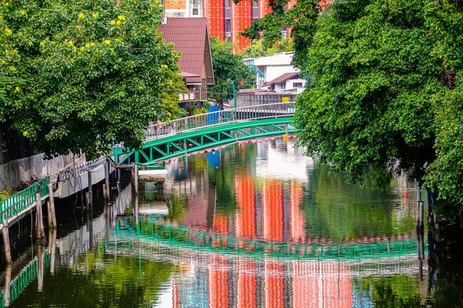 あの橋渡ってみたいと思い、向かってみるが・・・