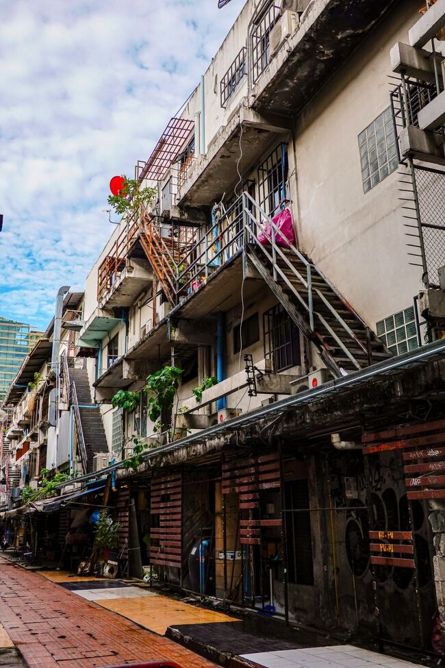 同じデザインの繰り返しだが、見ていて飽きない