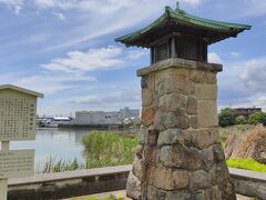 熱田常夜燈
公園には常夜灯や時刻を知らせる鐘撞台が復元され、周りの古い町並みと併せてかつての宮宿の賑わいを偲ぶことができます。