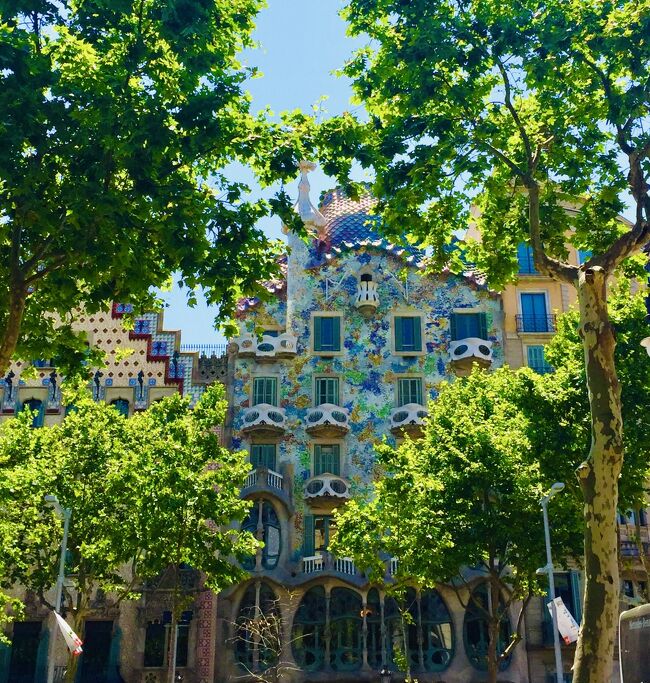 ☆ スペイン〜Barcelona ガウディ建築に魅せられて①