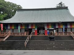 喜多院の本堂である慈恵堂。

中央に慈恵大師、左右に不動明王をお祀りしているそうです。
