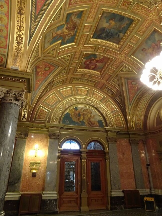 聖イシュトヴァーン大聖堂<br />Szent István Bazilika