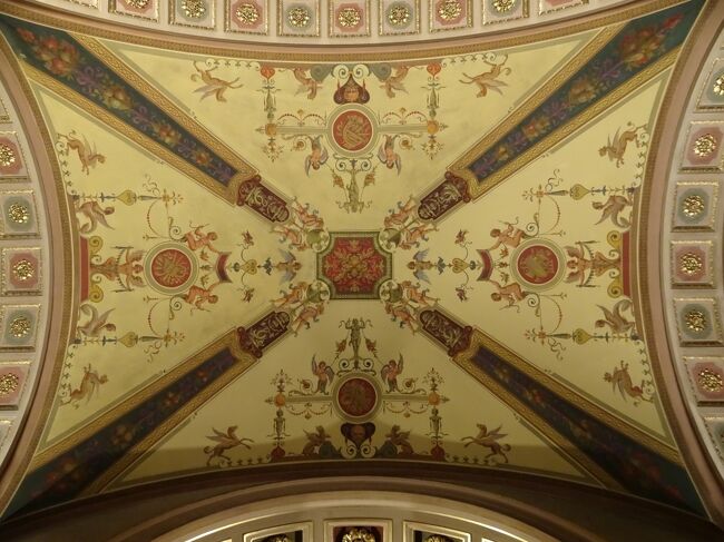 聖イシュトヴァーン大聖堂<br />Szent István Bazilika