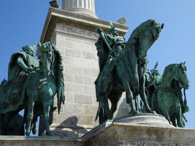 英雄広場<br />Hősök tere