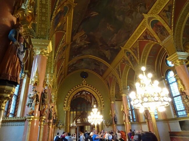 国会議事堂<br />Országház