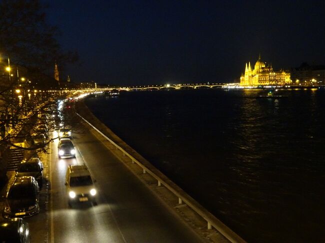 国会議事堂<br />Országház