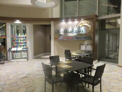 ＡＮＡインターコンチネンタル石垣リゾートで迎える４回目の朝。
ホテルのレストラン、サンコーストカフェで朝ごはん。