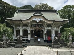 武雄神社(武雄五社大明神)。
聖武天皇（724-749）の時代に神託があったとされ、武雄市内で最も古い神社。
