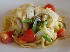 「Kaina」で昼食にパスタ