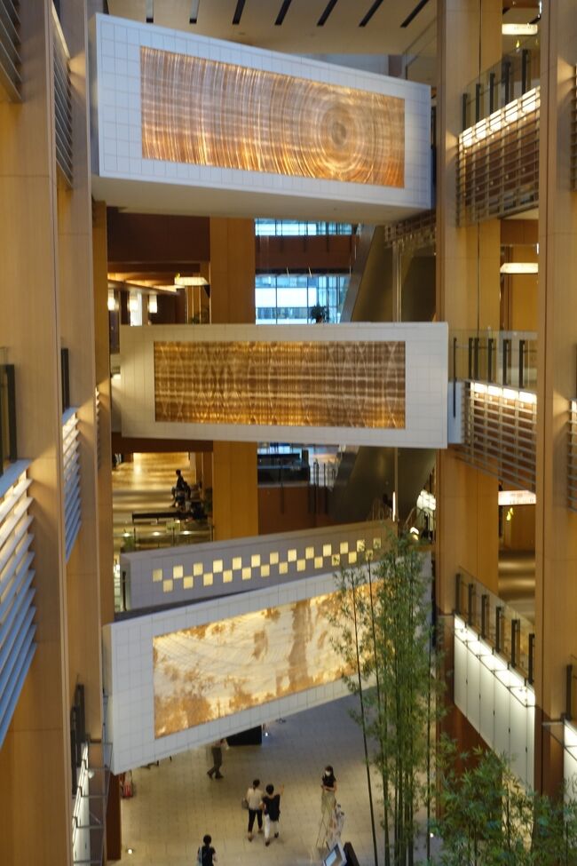 これは先ほど紹介した作品ですね。<br /><br />覚えていますね？<br />答えてもらいますよ？<br /><br />はい！あなた！作者と作品名を言ってください！<br /><br />あーー、、ダメですねーー。<br /><br />次のテストに出しますよ！