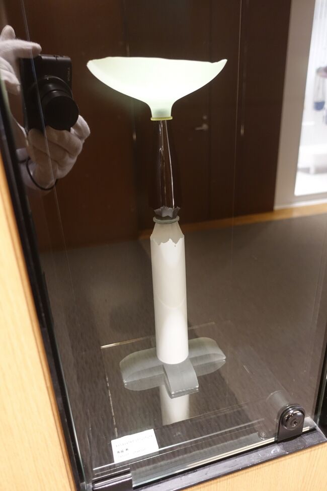 これもアールヌーボー風？<br />ラリック風？